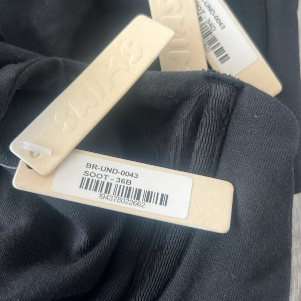 Skims Cotton Jersey T-Shirt Bra - Picture 3 of 3